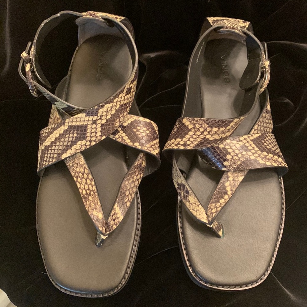 Vince Morris Snake Print Thong Sandals in Green and Black